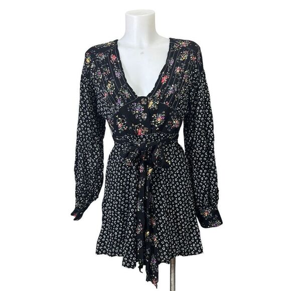 Free People Wonderland Printed A-Line Mini Dress Black Floral sz Small New - Picture 1 of 11